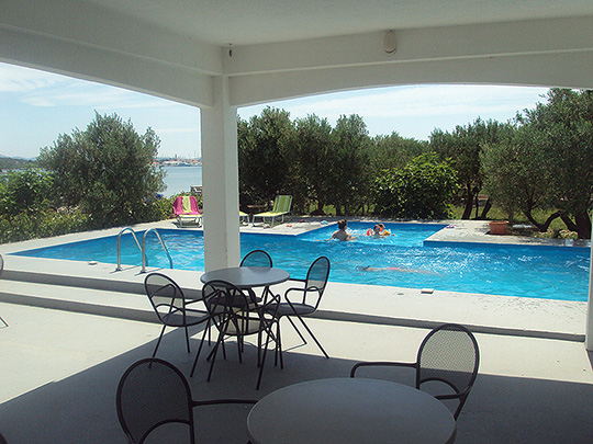 Pool Villa Petra